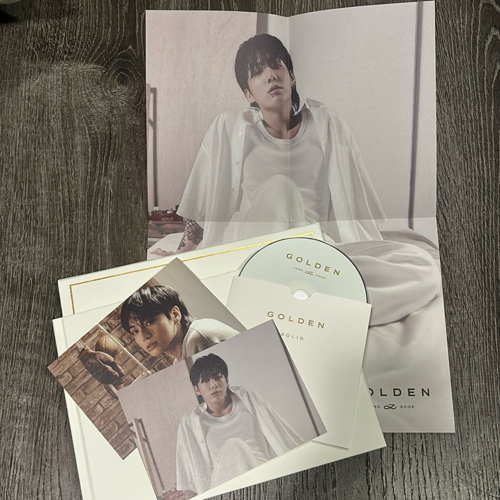 BTS Jungkook Golden SOLID